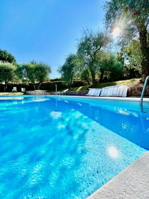 Residenza Riviera Degli Olivi Apartamento Torri Del Benaco Exterior foto