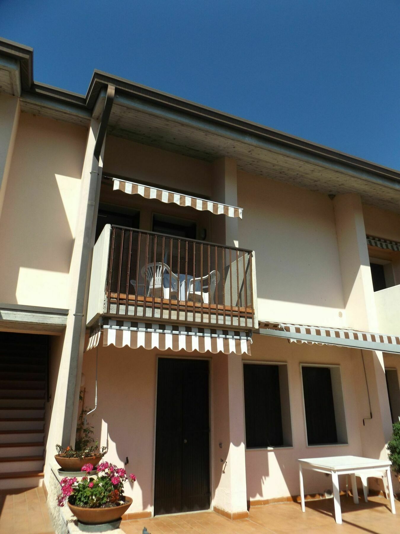 Residenza Riviera Degli Olivi Apartamento Torri Del Benaco Exterior foto